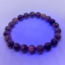 Load image into Gallery viewer, 8mm Yooperlite Bracelet