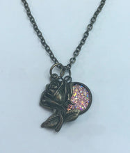 Load image into Gallery viewer, Rose Necklace (Antique Bronze)