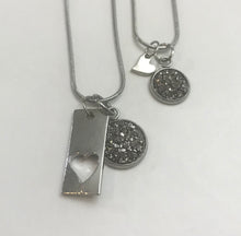 Load image into Gallery viewer, “Elegant Heart” Mother-Daughter Necklace Set (Stainless Steel)