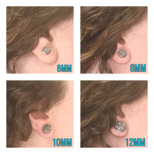 Load image into Gallery viewer, Mystery Stud Earring Pack (5 Pairs)