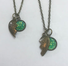 Load image into Gallery viewer, Shared Heart Mother-Daughter Necklace Set (Antique Bronze)