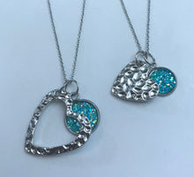 Load image into Gallery viewer, “One Love, One Heart” Mother-Daughter Necklace Set (Stainless Steel)