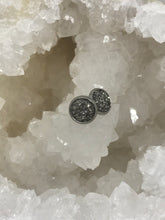 Load image into Gallery viewer, 8mm Gunmetal Druzy Studs