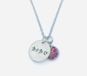 “Mom ❤️“ Necklace (Stainless Steel)