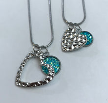 Load image into Gallery viewer, “One Love, One Heart” Mother-Daughter Necklace Set (Stainless Steel)
