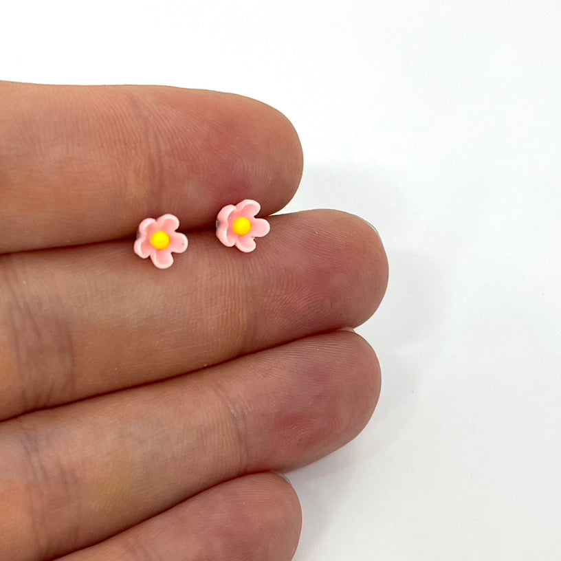 Forget-Me-Not Studs in Bubblegum (Surgical Steel)