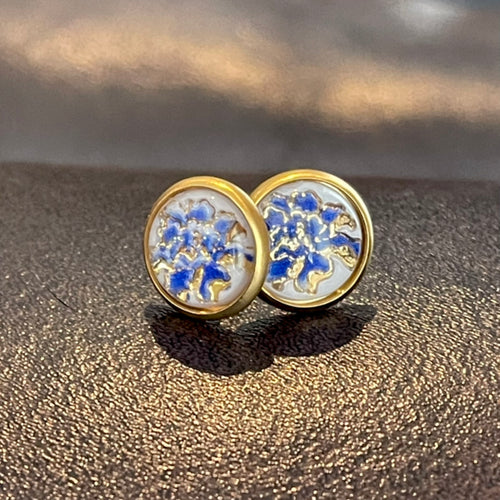 10mm Blue Carnation Studs (Stainless Steel)