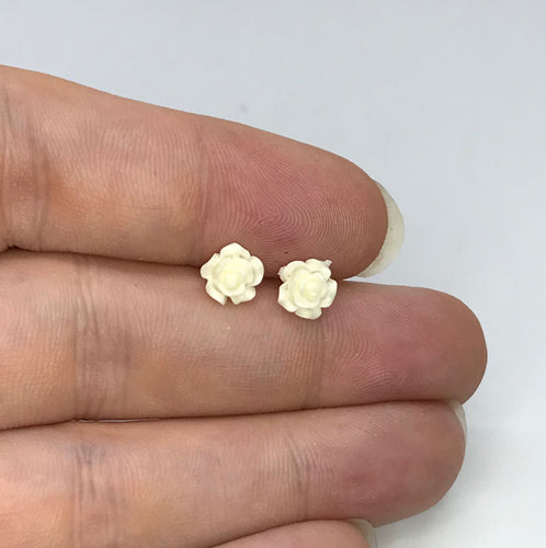 Mini Rose Studs in French Vanilla (No Metal)