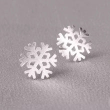 Load image into Gallery viewer, Snowflake Studs (Sterling Silver)