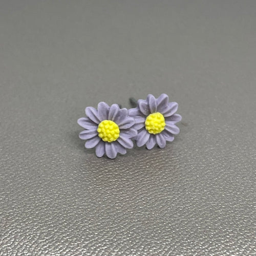 Purple Daisy Studs