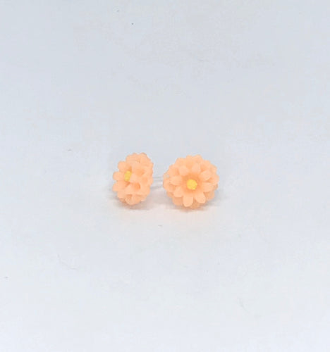 Daisy Studs in Orange Creamsicle (No Metal)