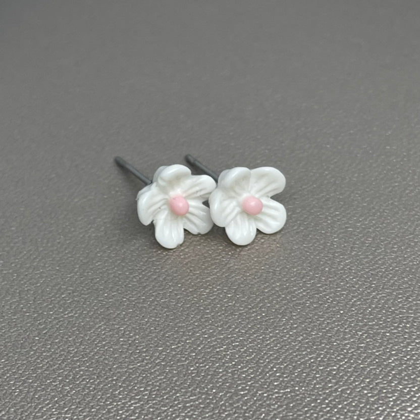 White Wild Flower Studs